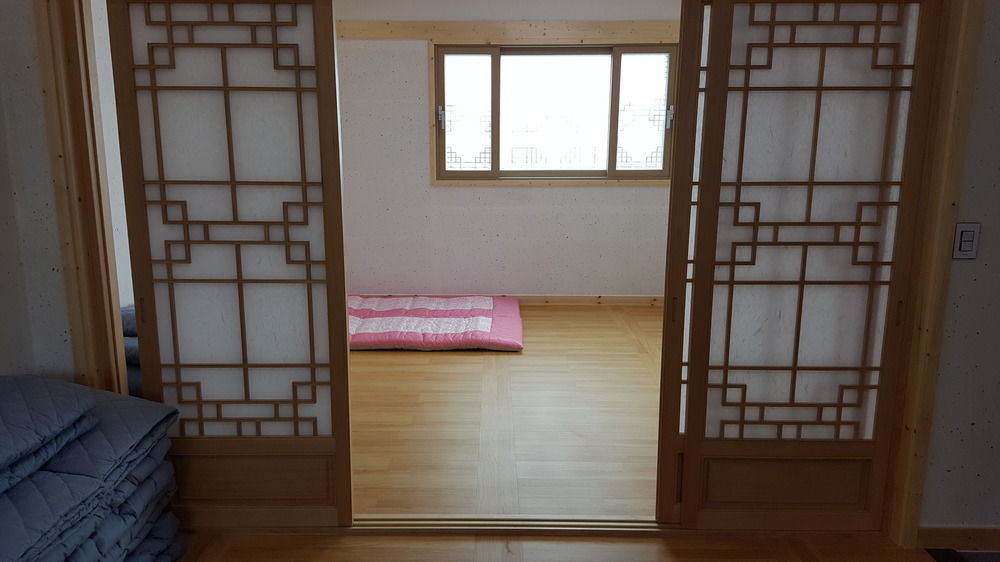 Trip To Gyeongju Hotel Exterior photo
